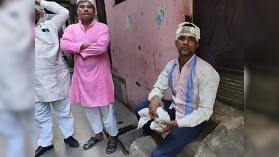 दिल्ली के गोकुलपुरी में मुस्लिम डिलीवरी बॉय से नाम पूछकर किया गया हमला; सर में गंभीर चोट