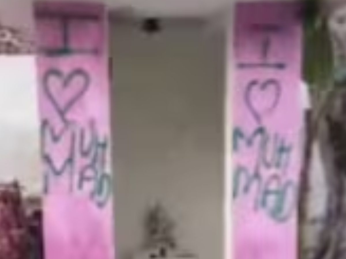 अलीगढ़: दीवार पर 'I Love Muhammad', 8 पर FIR, आरोपी परिवारों का चौंकाने वाला खुलासा अलीगढ़: दीवार पर 'I Love Muhammad', 8 पर FIR, आरोपी परिवारों का चौंकाने वाला खुलासा