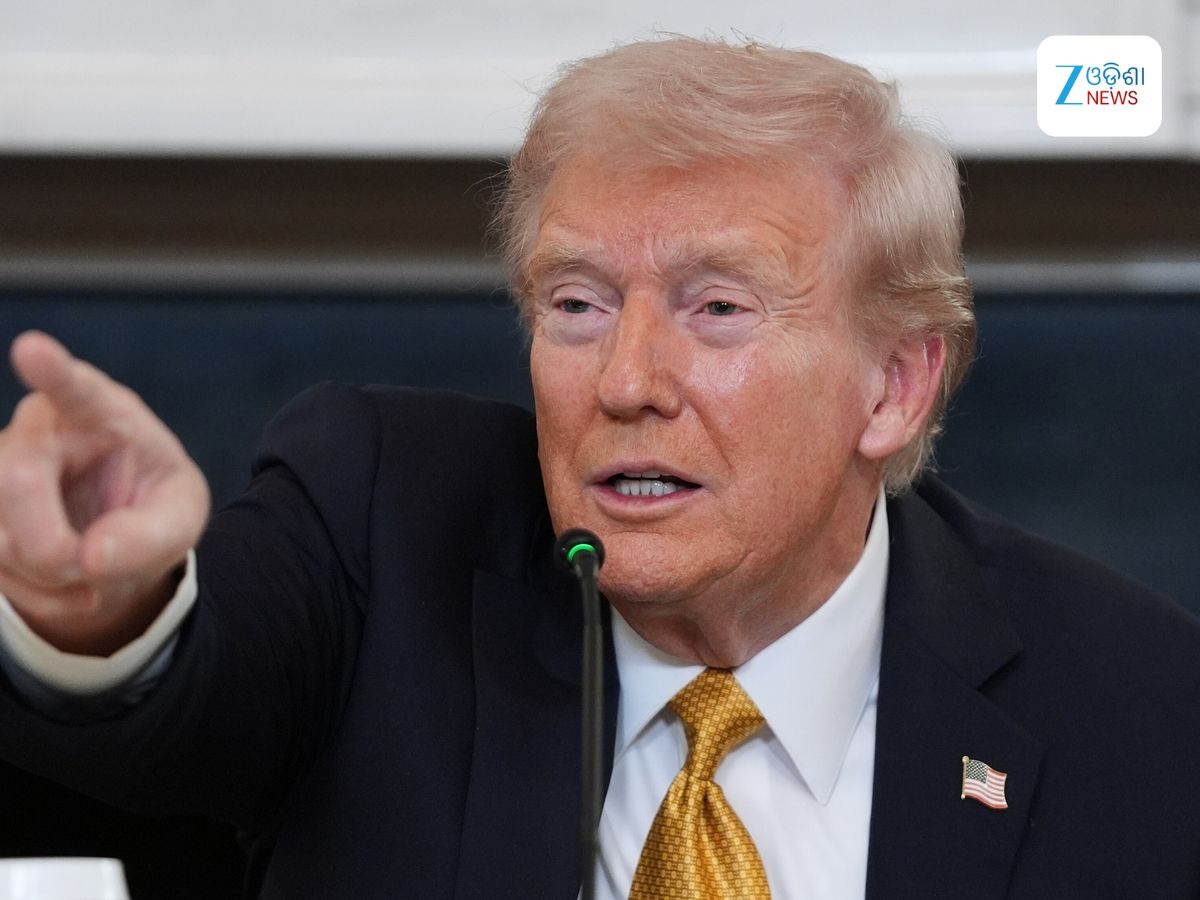 Donald Trump: କାନାଡ଼ାକୁ ଝଟକା ଦେଲେ ଟ୍ରମ୍ପ, ଲଗାଇଲେ ଅତିରିକ୍ତ ୧୦ ପ୍ରତିଶତ ଟାରିଫ Donald Trump: କାନାଡ଼ାକୁ ଝଟକା ଦେଲେ ଟ୍ରମ୍ପ, ଲଗାଇଲେ ଅତିରିକ୍ତ ୧୦ ପ୍ରତିଶତ ଟାରିଫ