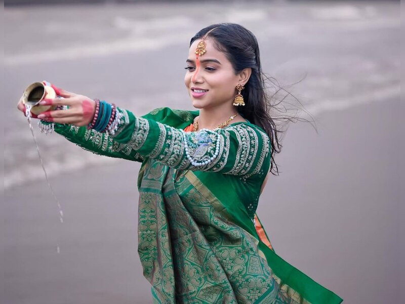 chhath puja 2025 bigg boss ex contestant and actress manisha rani ...
