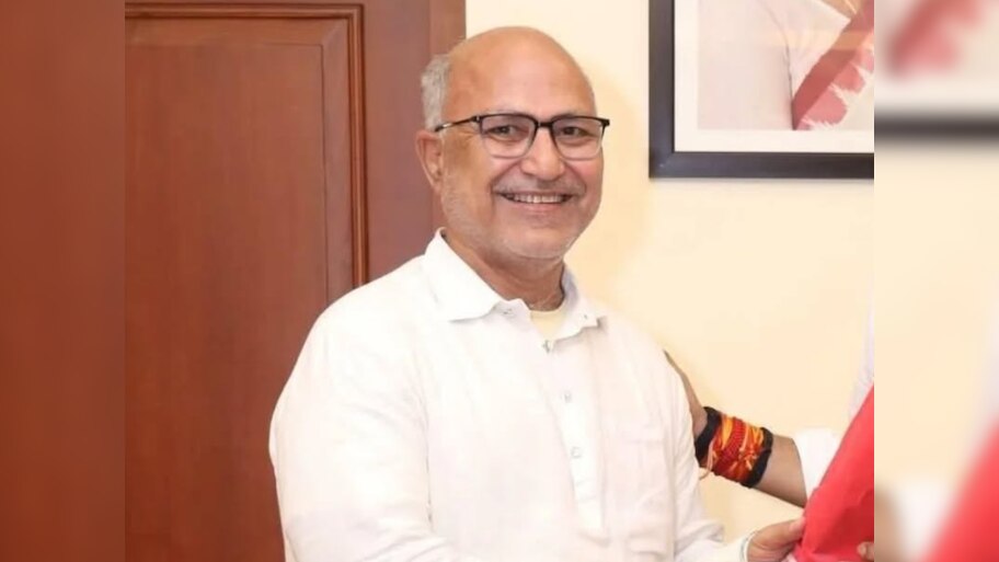 चिराग पासवान की पार्टी में बगावत! इस मुस्लिम नेता को LJP-R ने दिखाया बाहर का रास्ता