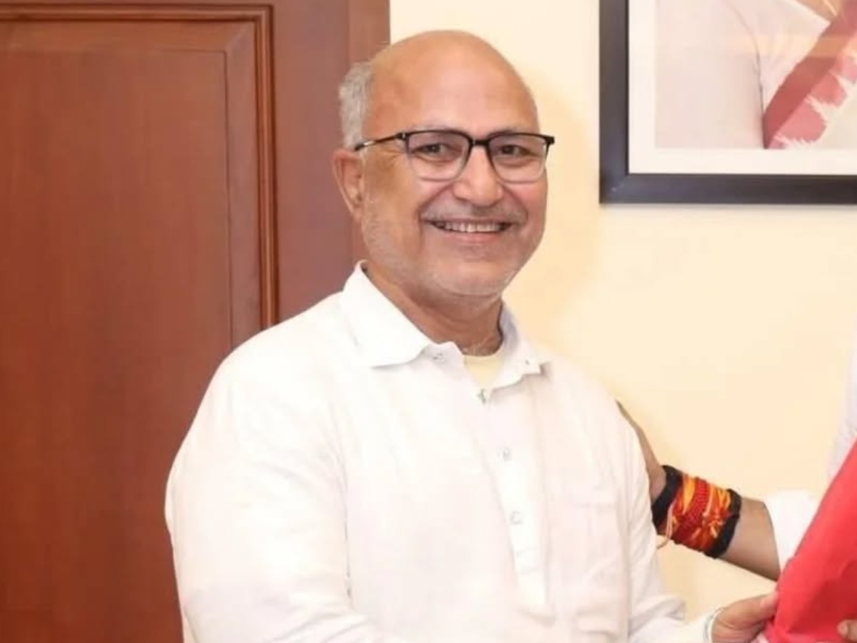 चिराग पासवान की पार्टी में बगावत! इस मुस्लिम नेता को LJP-R ने दिखाया बाहर का रास्ता चिराग पासवान की पार्टी में बगावत! इस मुस्लिम नेता को LJP-R ने दिखाया बाहर का रास्ता