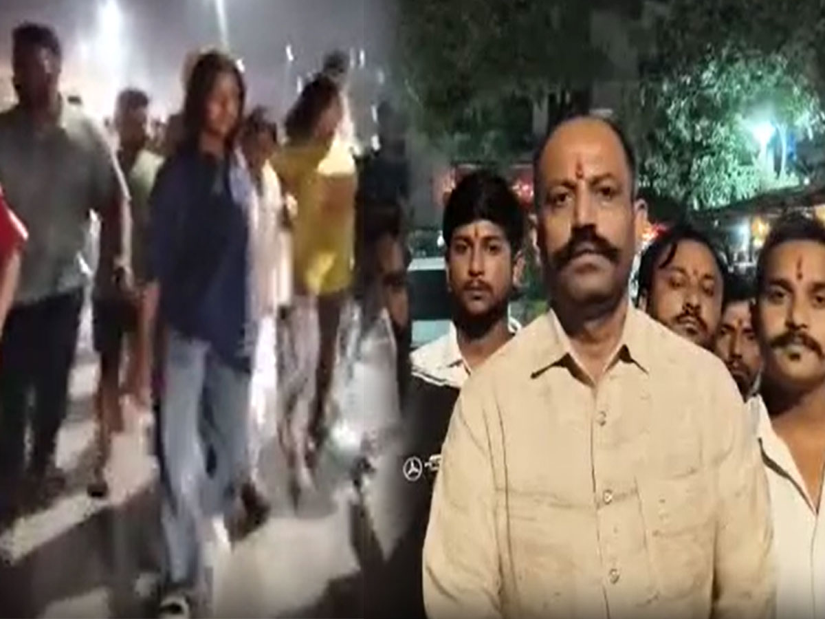 फरजाना को योगी-अमित शाह पर टिप्पणी करना पड़ा भारी, पिंकी चौधरी के लोगों ने घर में घुसकर की पिटाई फरजाना को योगी-अमित शाह पर टिप्पणी करना पड़ा भारी, पिंकी चौधरी के लोगों ने घर में घुसकर की पिटाई