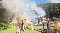Shimla Fire: छोटा शिमला के निजी लॉज में लगी भयानक आग, देखें वीडियो 
