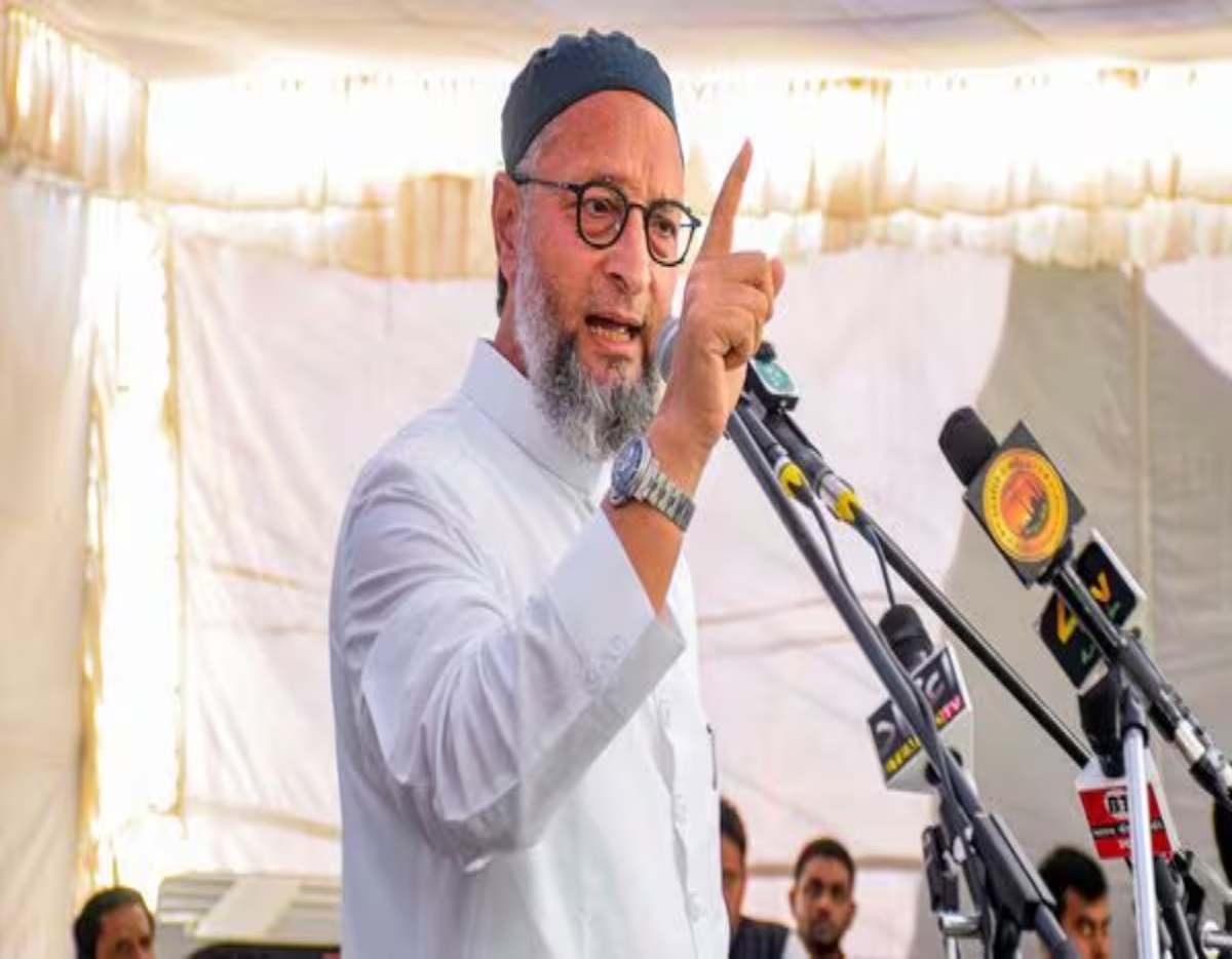 हम चूहों का नहीं करते शिकार; दिल्ली में बैठी है 'घुसपैठी', Owaisi का BJP पर जोरदार हमला हम चूहों का नहीं करते शिकार; दिल्ली में बैठी है 'घुसपैठी', Owaisi का BJP पर जोरदार हमला