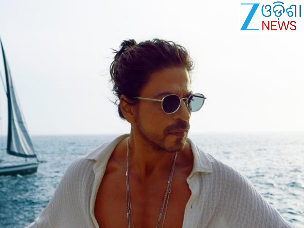 Shah Rukh Khan:'ମନ୍ନତ'ରେ ଶାହରୁଖ ଖାନଙ୍କ ପାଇଁ ନାହିଁ ରୁମ୍, କହିଲେ ମୁଁ ବି ଭଡ଼ାରେ ହିଁ ରହୁଛି ! Shah Rukh Khan:'ମନ୍ନତ'ରେ ଶାହରୁଖ ଖାନଙ୍କ ପାଇଁ ନାହିଁ ରୁମ୍, କହିଲେ ମୁଁ ବି ଭଡ଼ାରେ ହିଁ ରହୁଛି !
