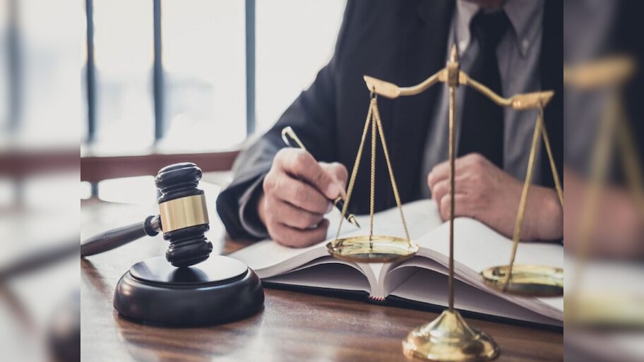 बांग्लादेश में कानून की हत्या! जज और वकील बन गए अत्याचार के शिकार, रिपोर्ट में हुए चौंकाने वाले खुलासे