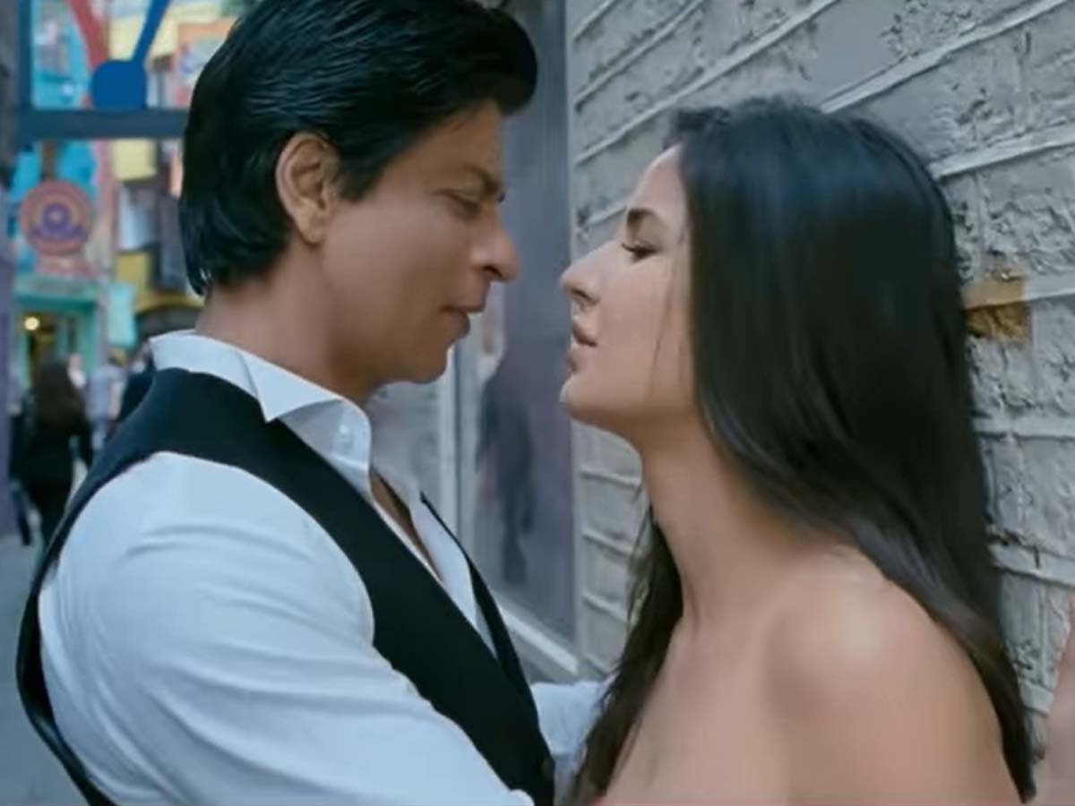 Shahrukh Khan: लंगोट में कट्टा लेकर चलने वाले सख्त लौंडों को भी शाहरुख़ खान ने सिखाया है प्यार करना Shahrukh Khan: लंगोट में कट्टा लेकर चलने वाले सख्त लौंडों को भी शाहरुख़ खान ने सिखाया है प्यार करना