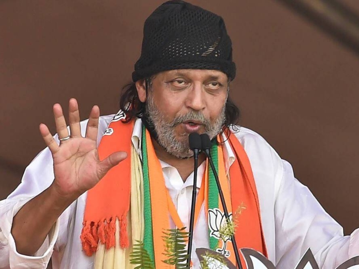 परदे के हीरो, बयानबाजी में विलेन; मिथुन BJP की सांप्रदायिक सियासत के पोस्टर बॉय! परदे के हीरो, बयानबाजी में विलेन; मिथुन BJP की सांप्रदायिक सियासत के पोस्टर बॉय!
