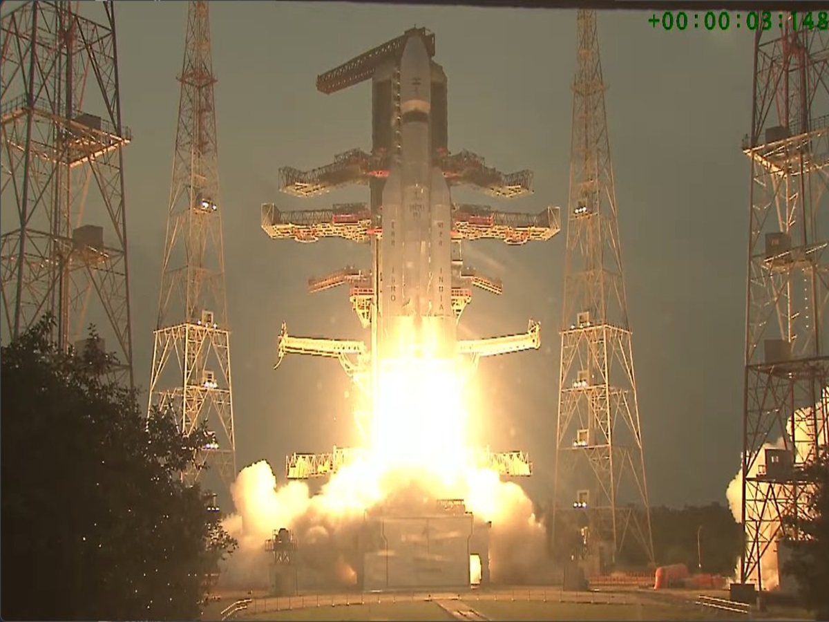 ISRO ସୃଷ୍ଟି କଲା ଆଉ ଏକ ରେକର୍ଡ, ସଫଳତାର ସହ ଲଞ୍ଚ କଲା 'ବାହୁବଳୀ'ସାଟେଲାଇଟ୍ ISRO ସୃଷ୍ଟି କଲା ଆଉ ଏକ ରେକର୍ଡ, ସଫଳତାର ସହ ଲଞ୍ଚ କଲା 'ବାହୁବଳୀ'ସାଟେଲାଇଟ୍
