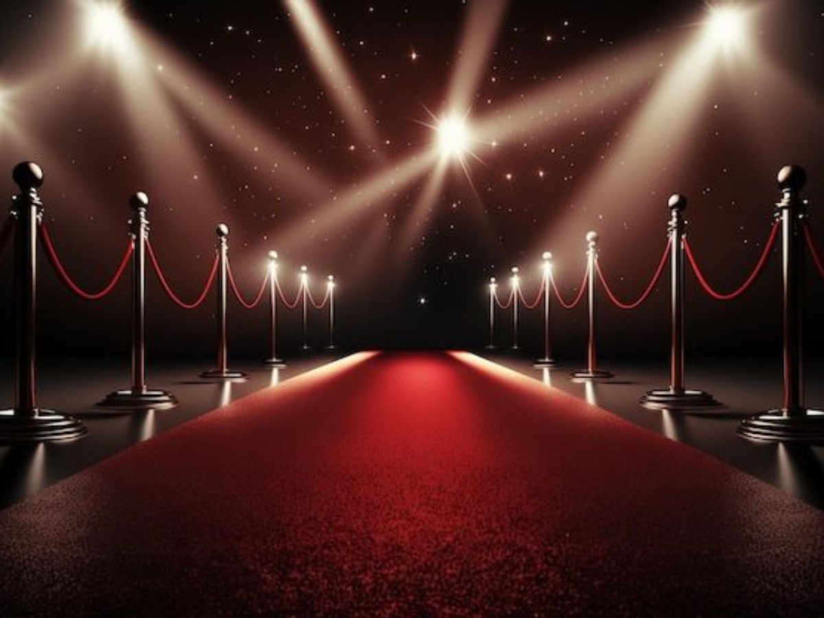 लाल ही क्यों होता है कार्पेट का रंग?