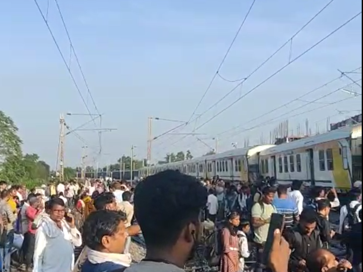 बिलासपुर में मालगाड़ी के ऊपर चढ़ा पैसेंजर ट्रेन