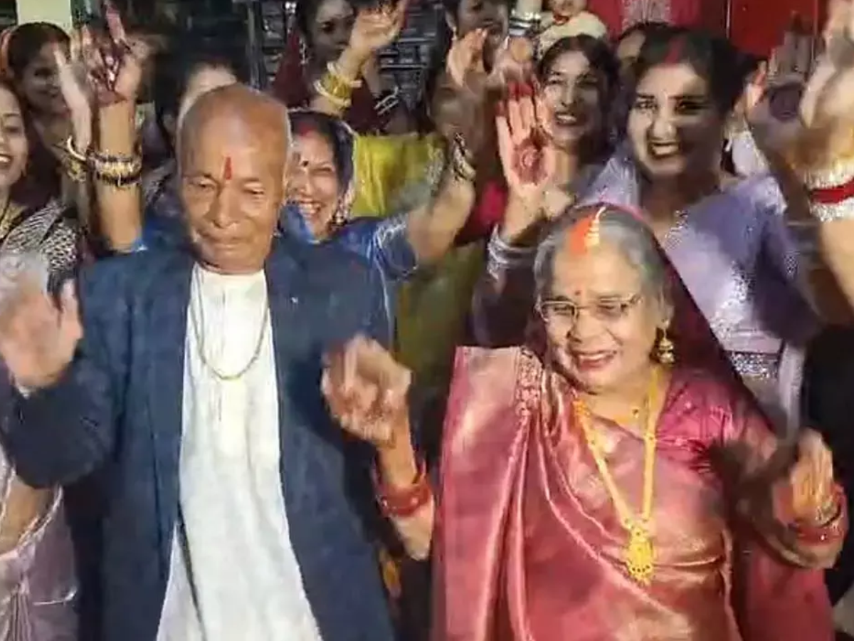 बुजुर्ग दंपत्ति ने जताई शादी की इच्छा