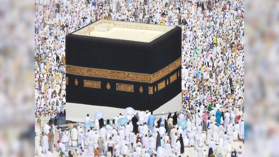 Hajj के लिए ठाणे की ट्रैवल एजेंसी से की बुकिंग, लगा 20 लाख का चूना; केस दर्ज