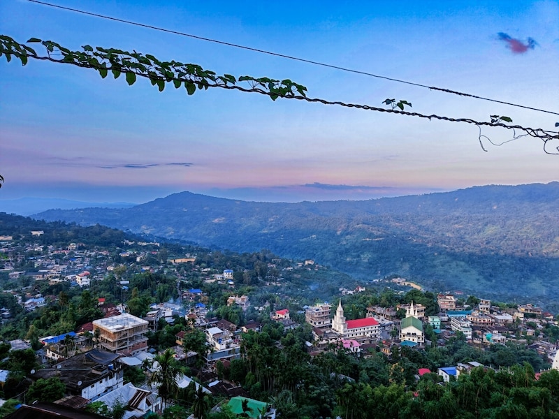 हाफलोंग 