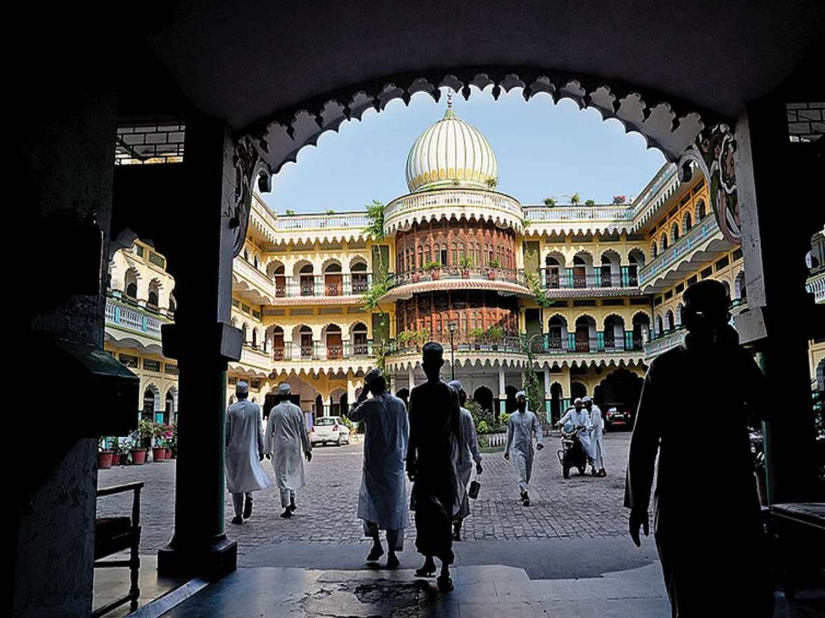 सरकार की ठीक नहीं है मंशा, सतर्क रहने की जरूरत, जमीयत का बड़ा बयान सरकार की ठीक नहीं है मंशा, सतर्क रहने की जरूरत, जमीयत का बड़ा बयान