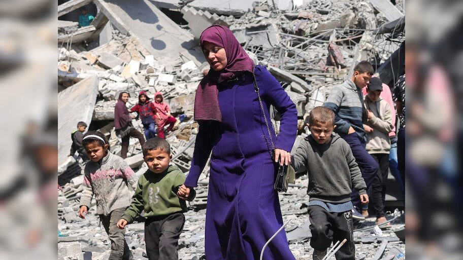 Gaza जंग से हटी नजर, उधर अमेरिका कर गया बड़ा कांड; फिलिस्तीनियों की दबा दी आवाज़