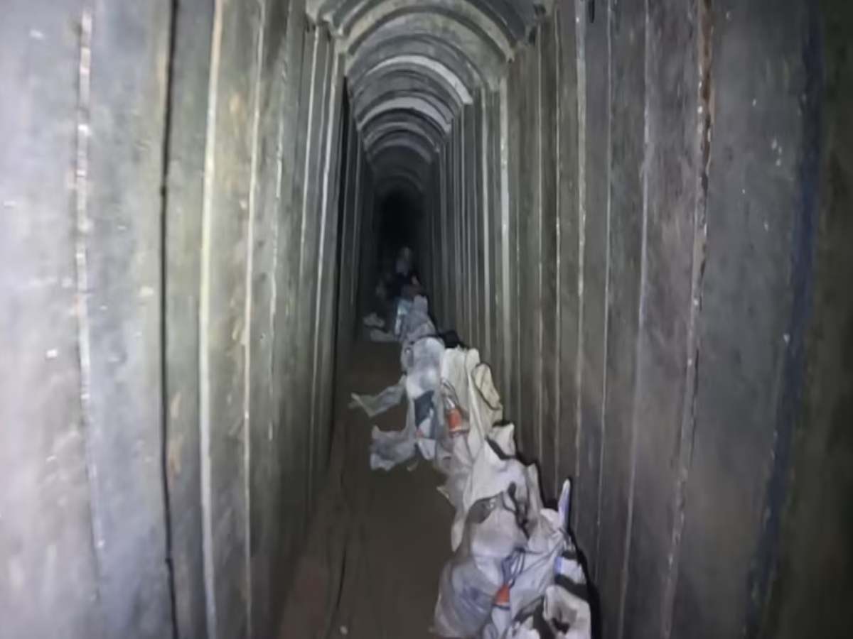 Rafah की सुरंगों में फंसे हैं Hamas के लड़ाके, क्या देगा इजराइल रास्ता? Rafah की सुरंगों में फंसे हैं Hamas के लड़ाके, क्या देगा इजराइल रास्ता?