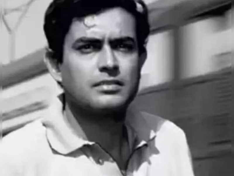 थप्पड़ जड़ दिया