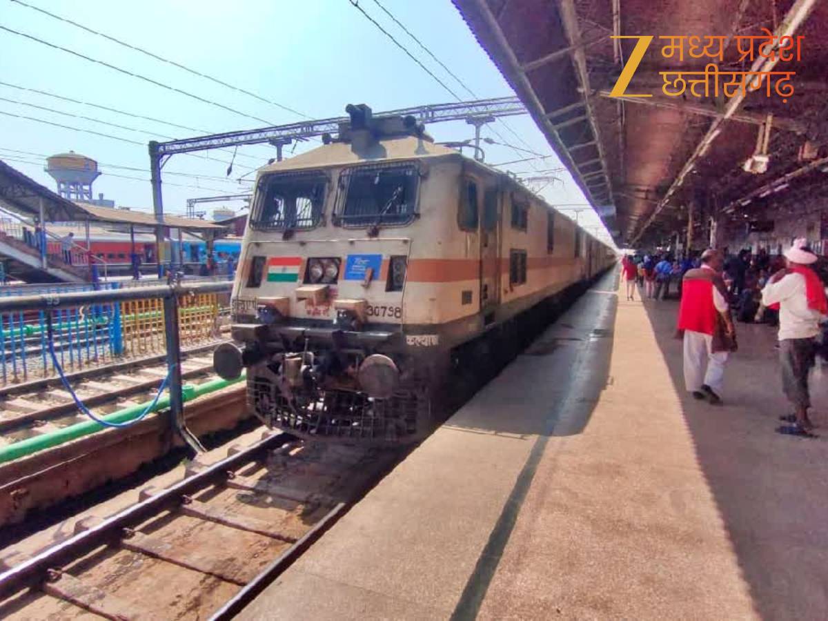 दो रूटों पर चलेगी ट्रेन