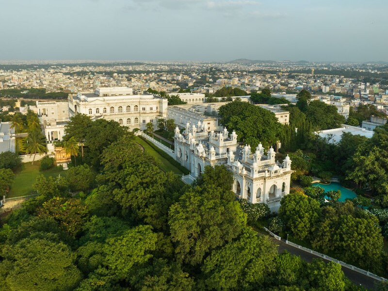 इस महल का इतिहास कब और किसने रचा था?