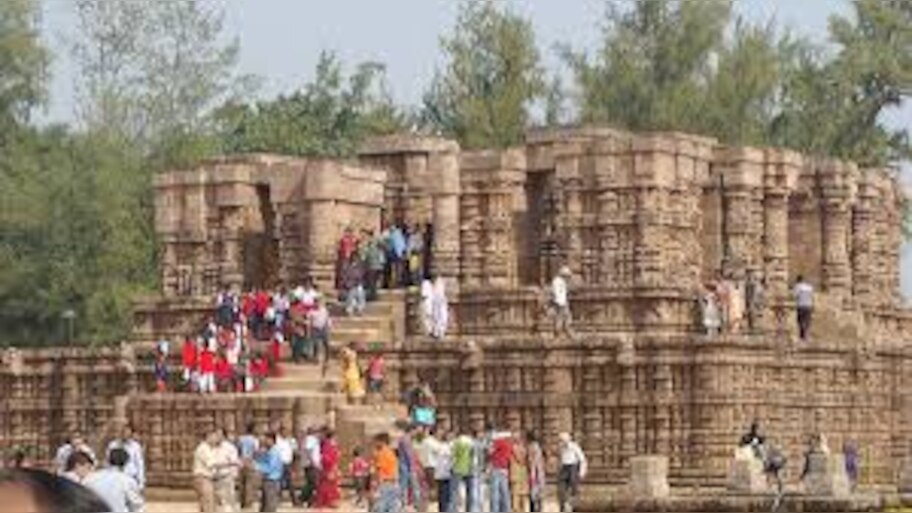 କୋଣାର୍କରେ ନୂଆ କଟକଣା: ଆଉ ଚଢ଼ି ହେବନି ନାଟ ମଣ୍ଡପ