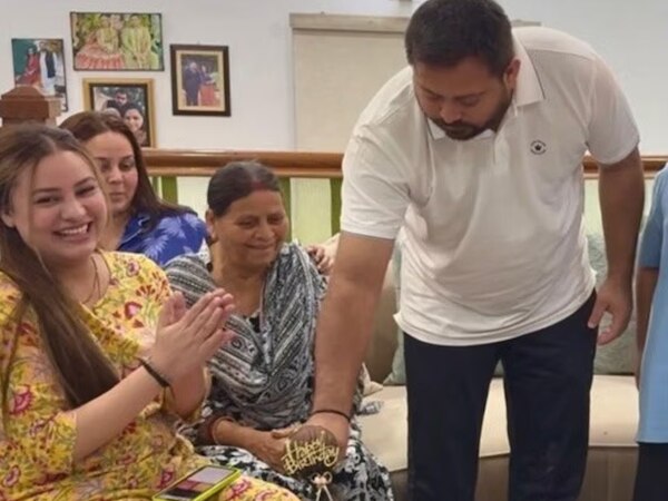 Tejashwi Yadav Birthday: कार्यकर्ताओं ने राजद नेता को किया बर्थडे विश