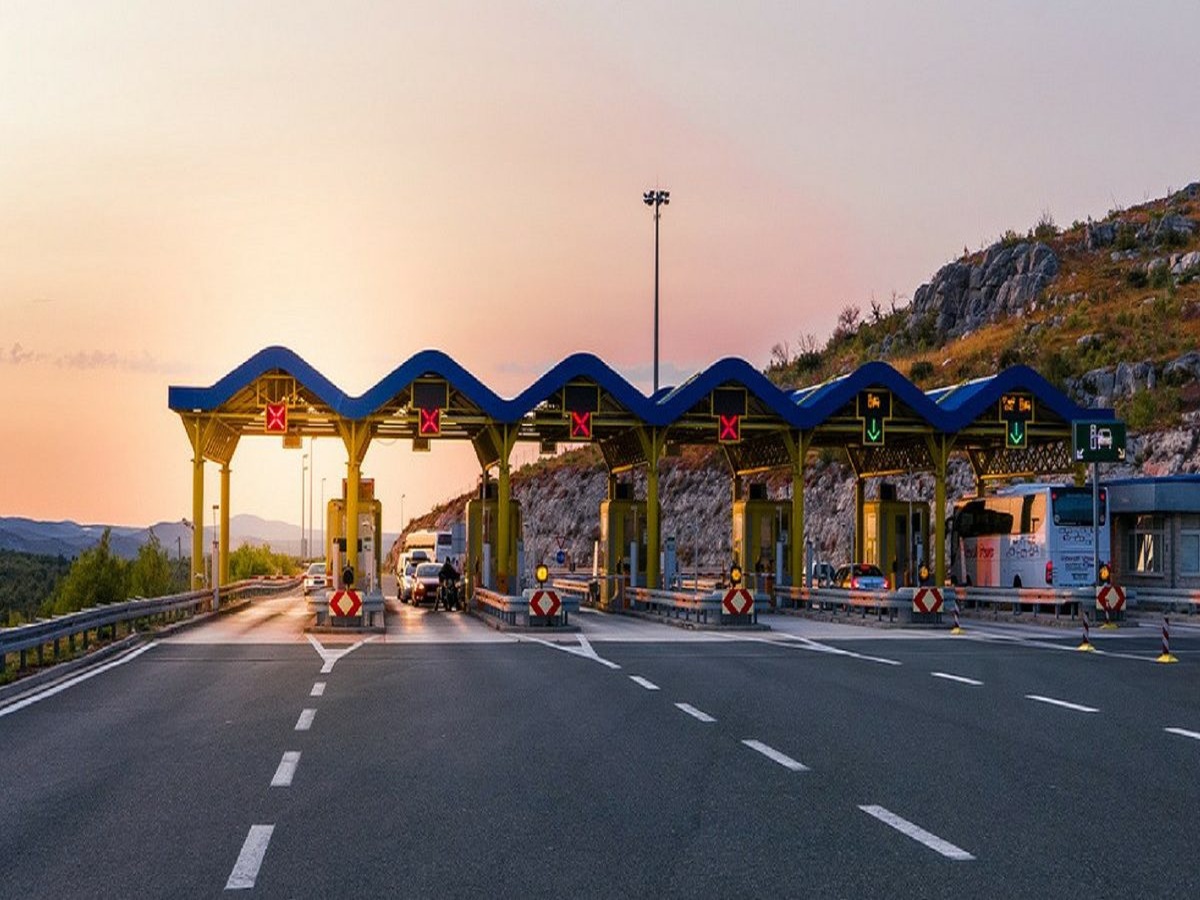 दुनिया का सबसे चौड़ा सुरंग इसी एक्सप्रेसवे पर