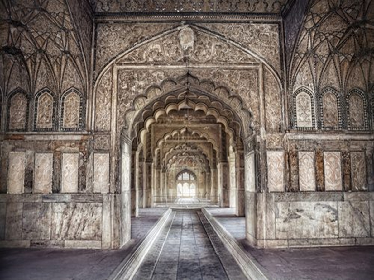 चीन के रेशम और टर्की के मखमल की सजावट