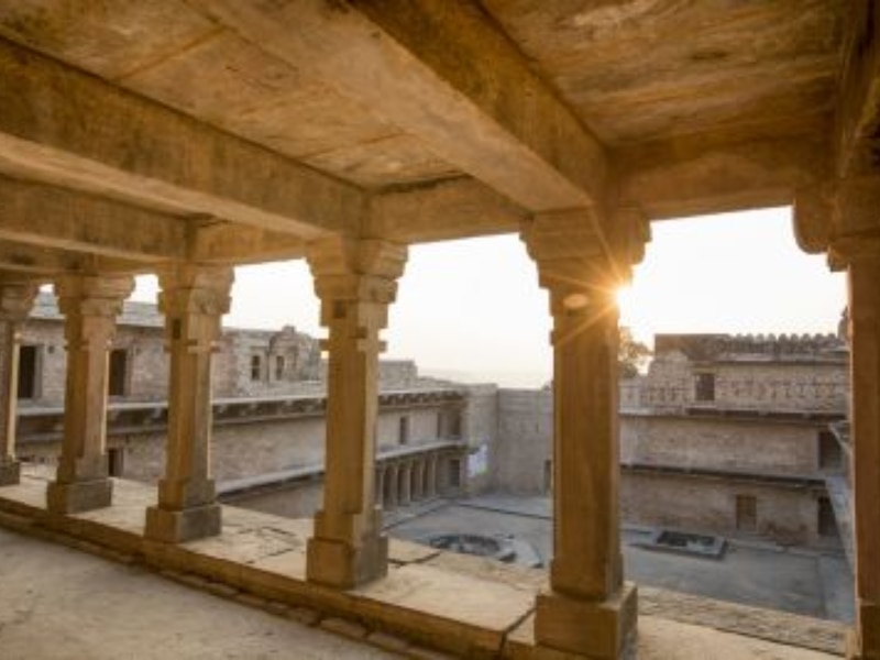  राजा-रानी महल