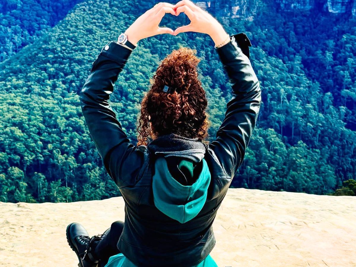 कई सुपरहिट गाने गा चुकीं हैं पलक मुच्छल