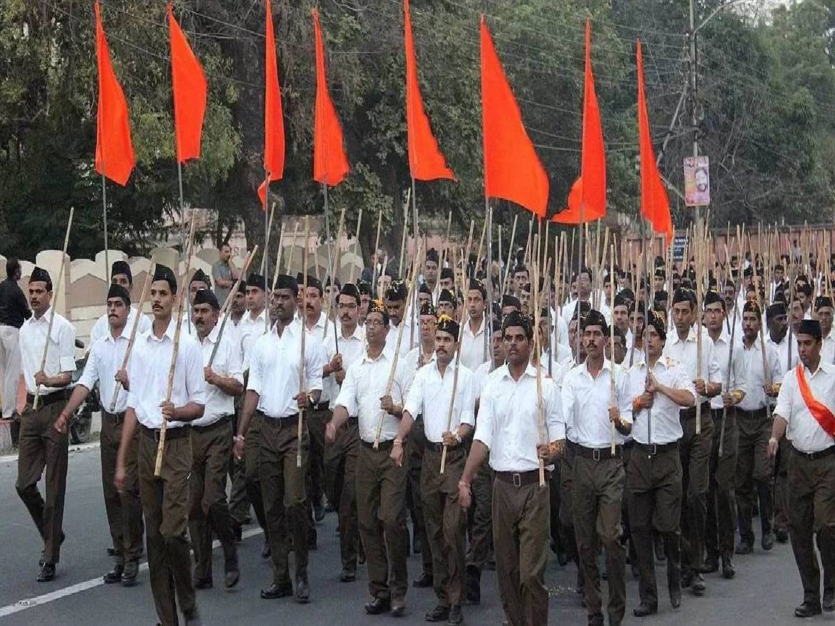 RSS के मार्च का स्वागत करना गुनाह, वक्फ बोर्ड के अध्यक्ष फैजान को मिली गर्दन उड़ाने की धमकी! RSS के मार्च का स्वागत करना गुनाह, वक्फ बोर्ड के अध्यक्ष फैजान को मिली गर्दन उड़ाने की धमकी!