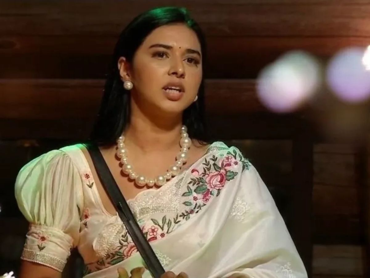 84,699 है बोतल की कीमत