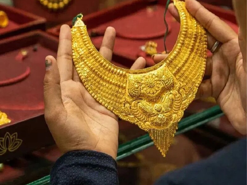 24 कैरेट सोने की कीमतें भी स्थिर