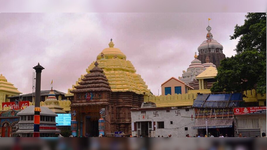 ପୁରୀ ଶ୍ରୀମନ୍ଦିରର ଭିତରେ ଧାଡ଼ି ଦର୍ଶନ ଲାଗି ସଜବାଜ