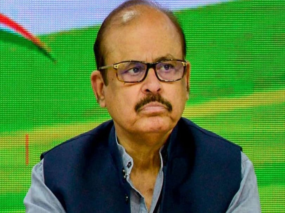 “पैसों से खरीदे गए वोट”, बिहार चुनाव 2025 पर मुस्लिम सांसद का गंभीर आरोप “पैसों से खरीदे गए वोट”, बिहार चुनाव 2025 पर मुस्लिम सांसद का गंभीर आरोप