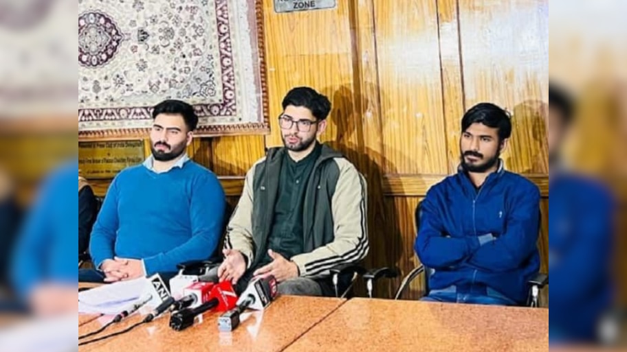 Delhi Blast का साइड इफेक्ट; देशभर में कश्मीरी छात्र डरे-सहमे, JKSA ने PM से लगाई गुहार!