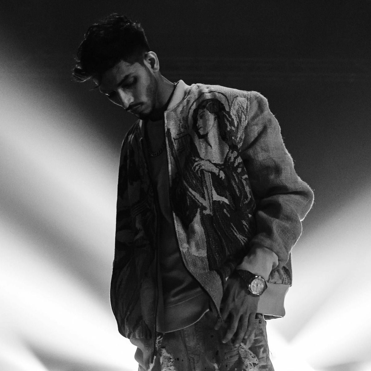 विवादों में फंसे तल्हा अंजुम