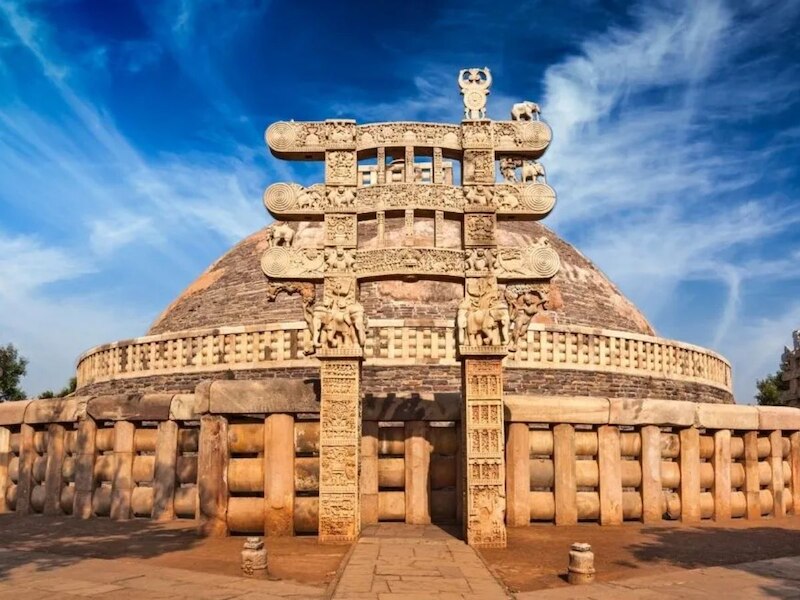 most historical places of madhya pradesh built before Mughals Sanchi ...