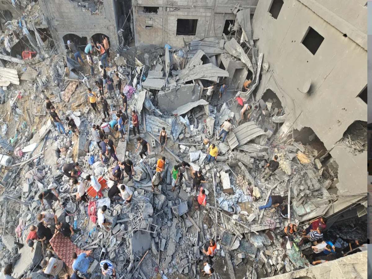 सीज़फायर के बावजूद Israel ने फिलिस्तीनियों पर दागी मिसाइल, 13 लोगों की मौत, कई घायल सीज़फायर के बावजूद Israel ने फिलिस्तीनियों पर दागी मिसाइल, 13 लोगों की मौत, कई घायल