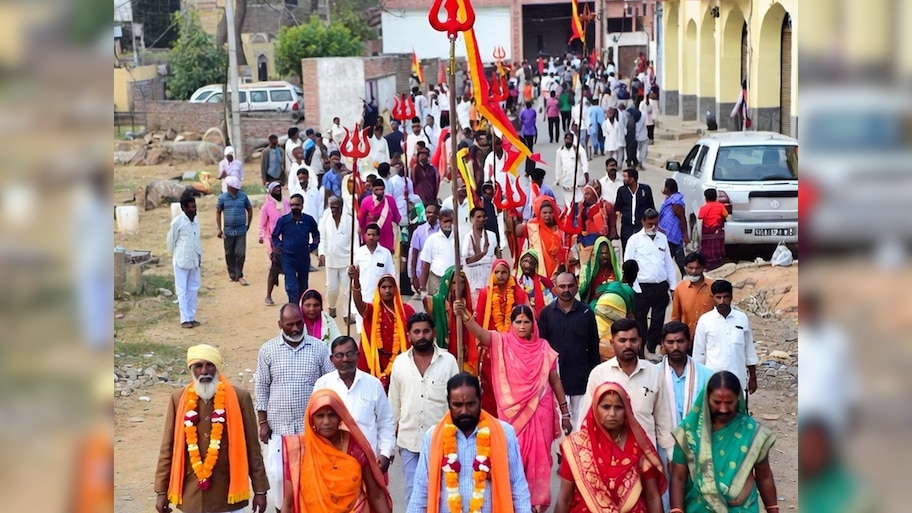 अयोध्या बनते-बनते बच गया है संभल; लेकिन बकरे की अम्मा आखिर कब तक खैर मनाएगी 