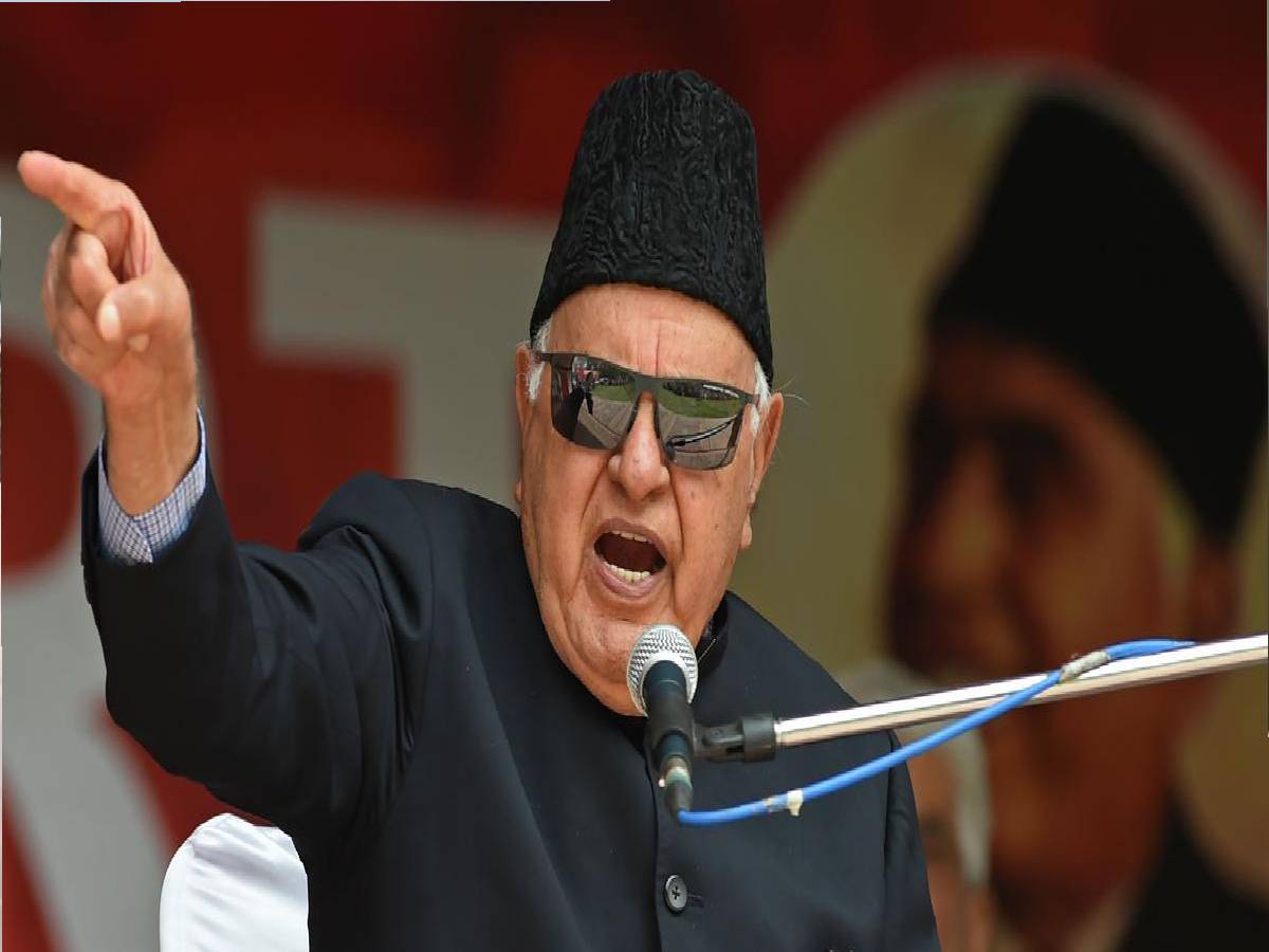 कश्मीरियों को न करें टार्गेट, फारूक अब्दुल्ला ने PM मोदी समेत सभी मुख्यमंत्रियों को लिखा पत्र कश्मीरियों को न करें टार्गेट, फारूक अब्दुल्ला ने PM मोदी समेत सभी मुख्यमंत्रियों को लिखा पत्र