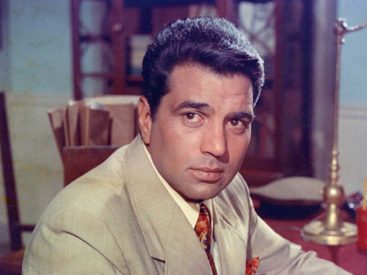 Dharmendra Death: क्या शादी के लिए धर्मेन्द्र सच में बन गए थे दिलावर खान और हेमा मालिनी आयशा बीबी? Dharmendra Death: क्या शादी के लिए धर्मेन्द्र सच में बन गए थे दिलावर खान और हेमा मालिनी आयशा बीबी?