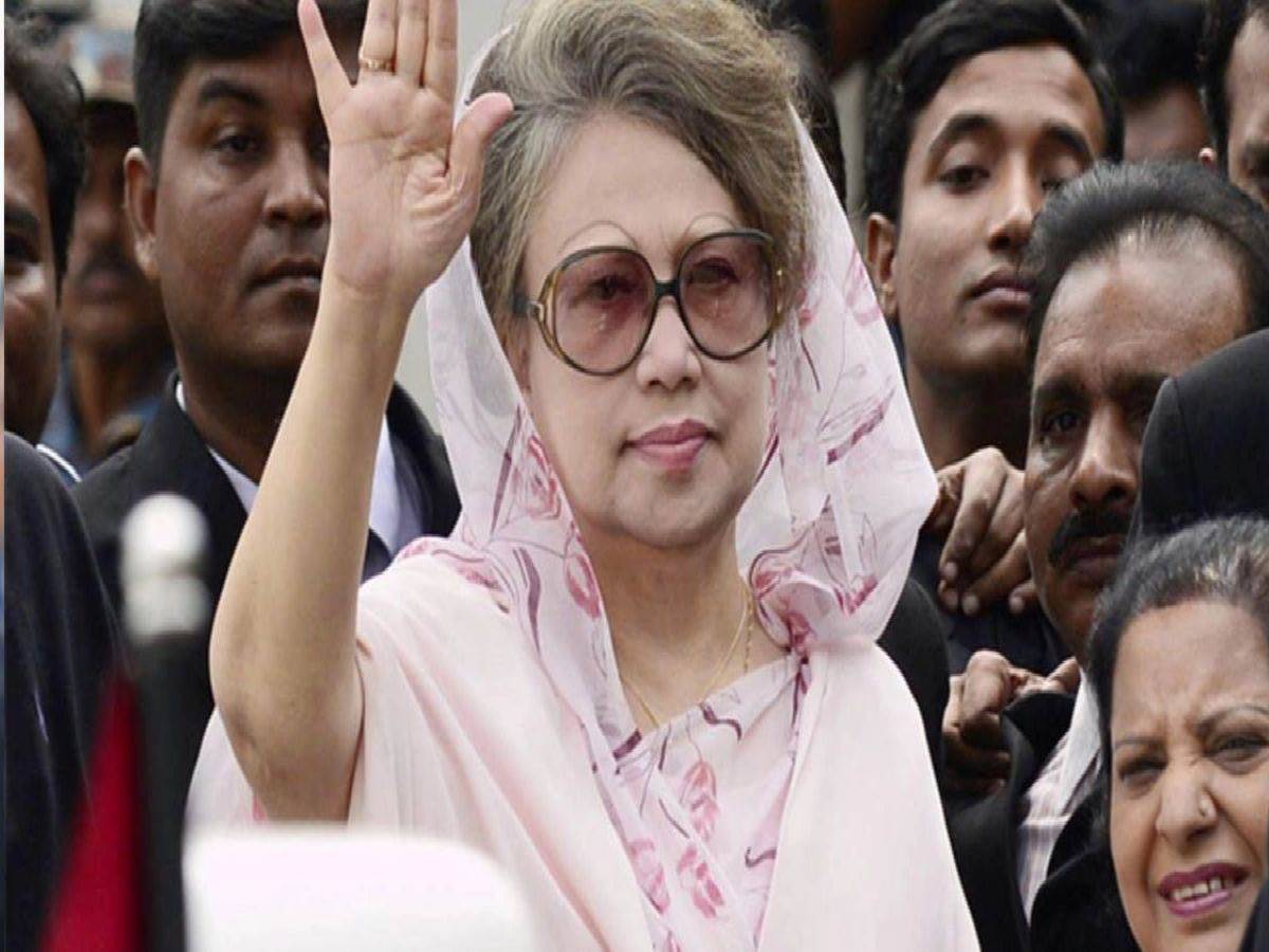 Bangladesh:पूर्व PM खालिदा जिया अस्पताल में भर्ती; डॉक्टर ने दी चौंकाने वाली जानकारी Bangladesh:पूर्व PM खालिदा जिया अस्पताल में भर्ती; डॉक्टर ने दी चौंकाने वाली जानकारी