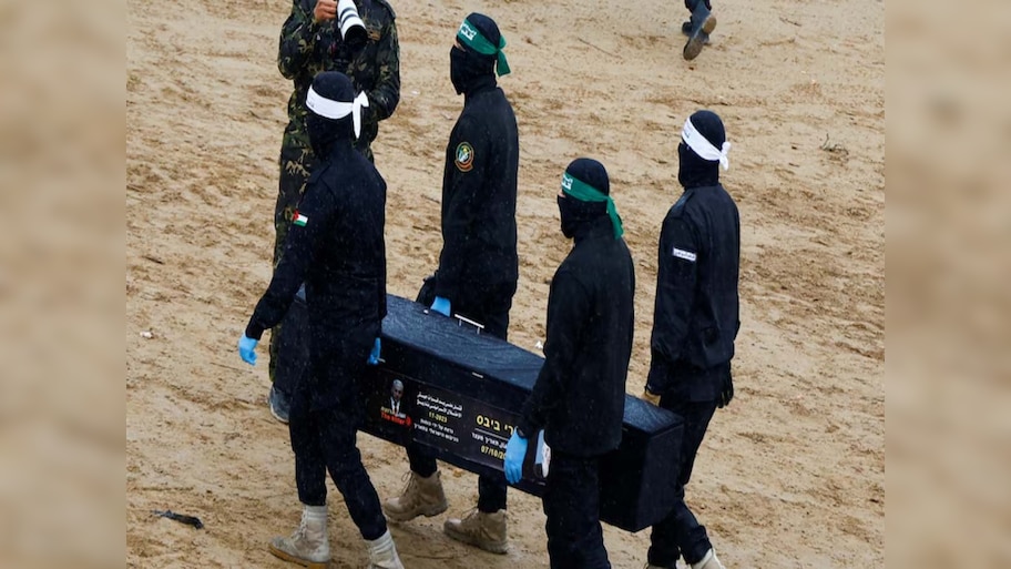 Hamas ने लौटाई एक और बंधक की लाश, इजराइल बोला, सीजफायर शर्तों का उल्लंघन