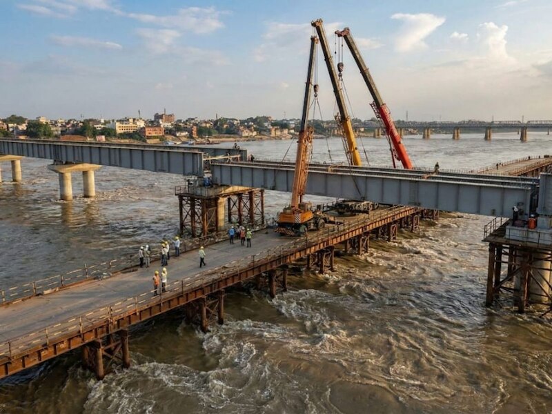 prayagraj new six lane bridge on ganga update 200 ton segment placed ...