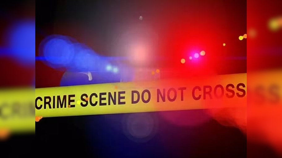Bihar Crime: गुजरात में ज्वैलर्स की दुकान लूटने वाला वैशाली से गिरफ्तार, बक्सर में लूटपाट के दौरान युवक को मारी गोली
