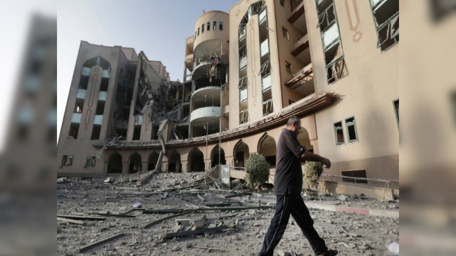 खंडर में तब्दील Gaza University में दो साल बाद फिर शुरू हुई पढ़ाई, मेडिसिन की छात्रा बोली...