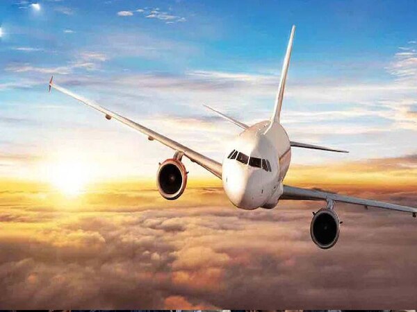 प्लेन में बम है! कुवैत से हैदराबाद आ रही फ्लाइट में बम की धमकी से अटकी क्रू और पैसेंजर्स की सांसें