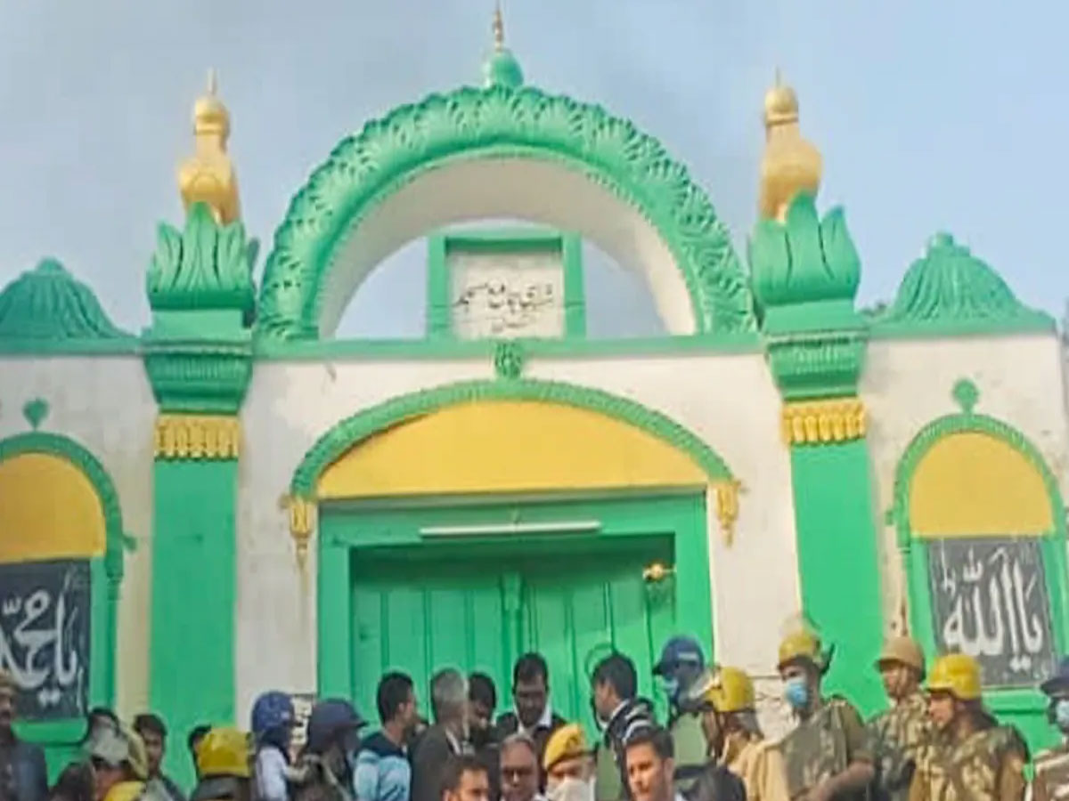 संभल की शाही जामा मस्जिद मामले की सुनवाई टली, जानें अब कब होगी अगली सुनवाई संभल की शाही जामा मस्जिद मामले की सुनवाई टली, जानें अब कब होगी अगली सुनवाई